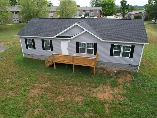 637 Hamlet St, Marion, VA 24354