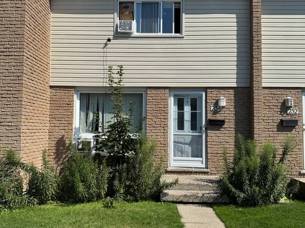 1775 Culver Dr #234, London, ON N5V 3H6