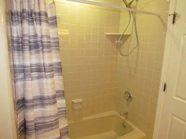 1309 Gray Hawk Rd #A — Photo 23