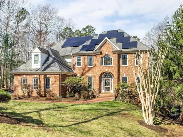 2600 Wind River Rd, Charlottesville, VA 22901