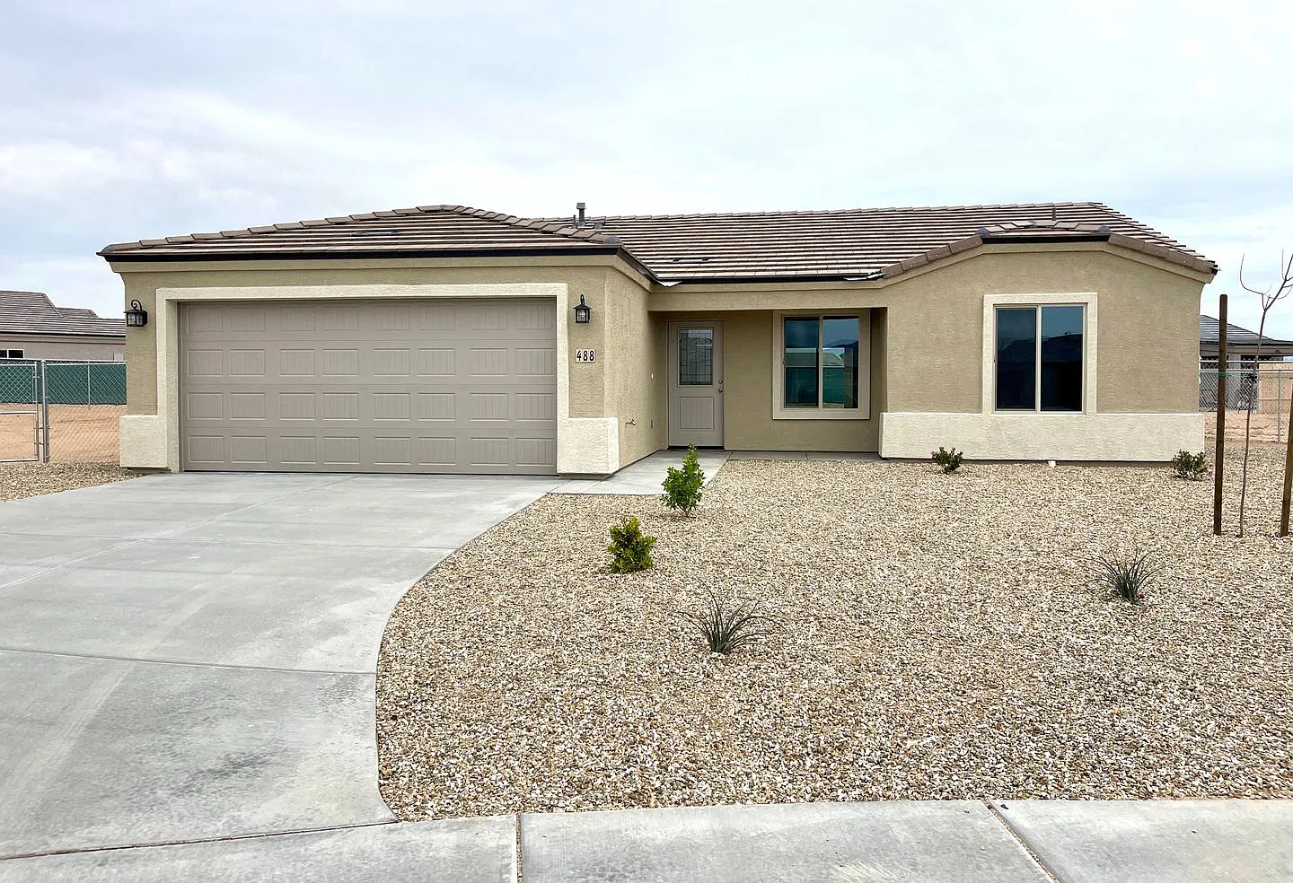 Modern 3-Bedroom Home with Mountain Views & RV Parking! — Photo 1
