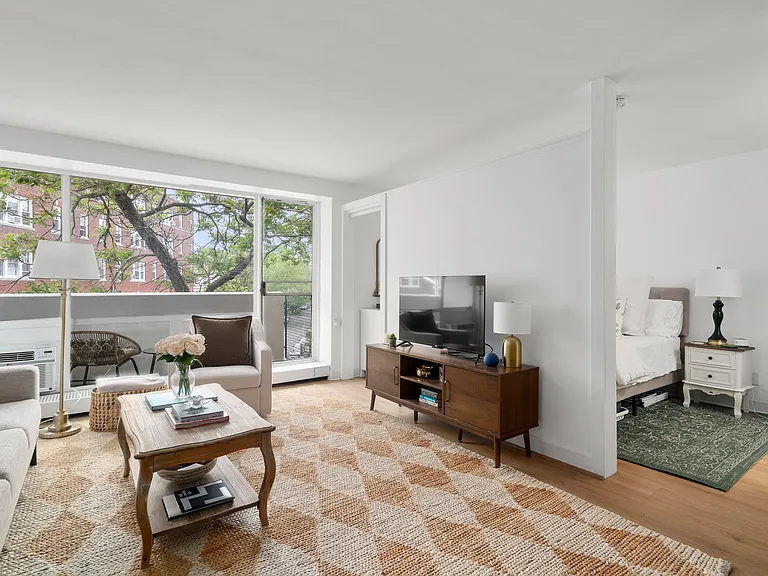 29 Concord Ave #410 — Photo 3