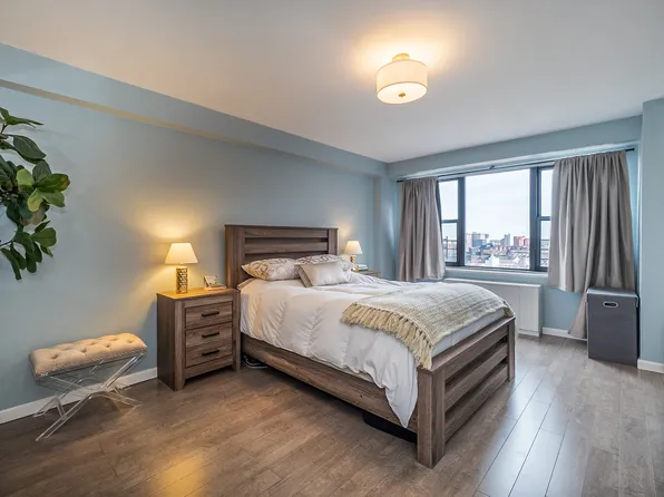 85-15 Main Street image 18 of 26