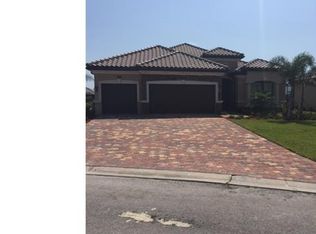 9466 Carmini Ct, Naples, FL 34114