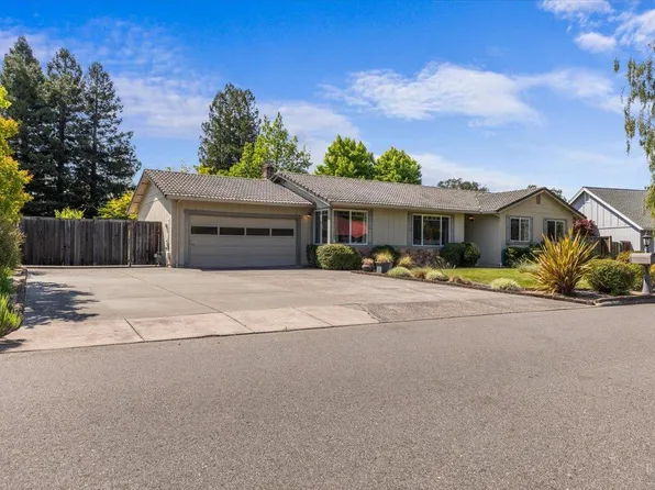 160 Moll Drive, Windsor, CA 95492