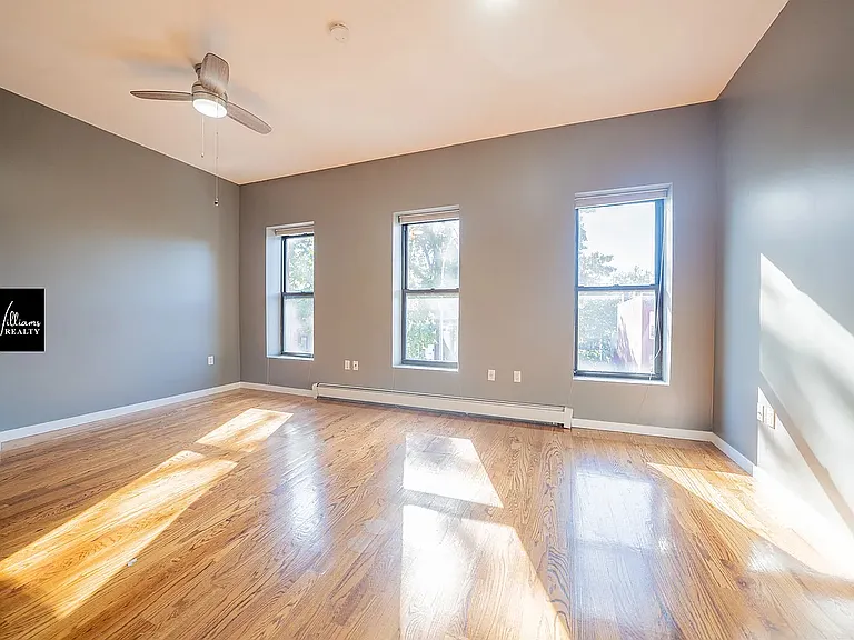 697 Madison St #2 — Photo 23