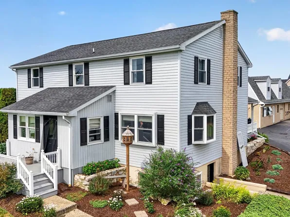285 School Lane Rd, Gap, PA 17527