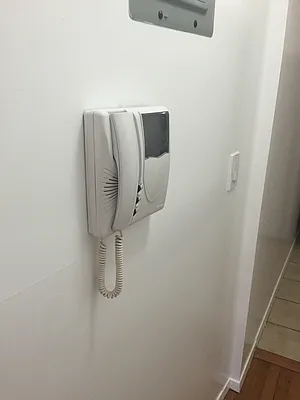 Rented by Charles Coutinho LLC | media 28