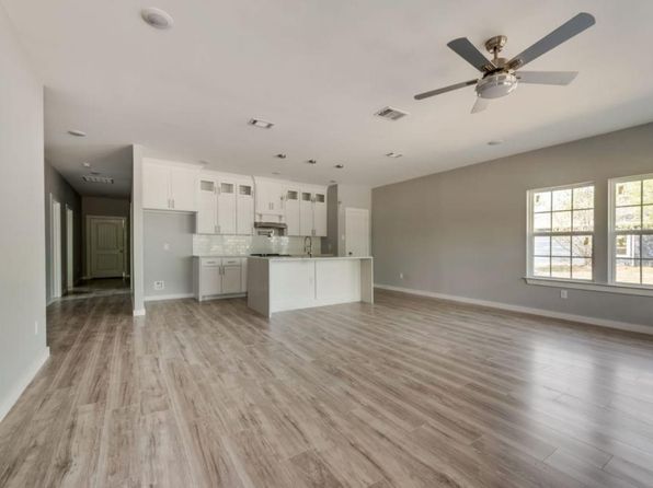 119 Newton Ln