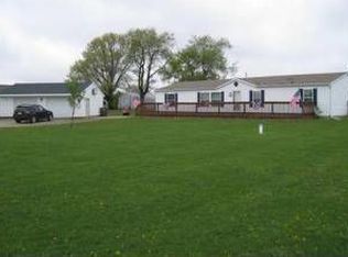 5747 S Stoney Lk, Napoleon, MI 49201