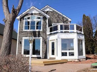 2477 Davis Rd, Fenton, MI 48430