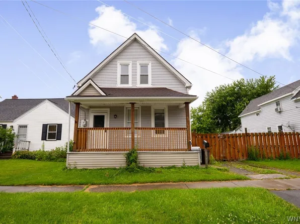 98 Hedley St, Cheektowaga, NY 14206