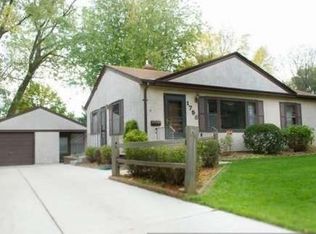 1758 Upper Afton Rd, Saint Paul, MN 55106