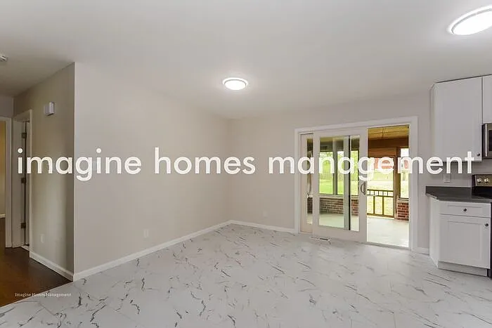 5365 Butler Hill Estates Dr — Photo 4