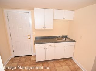 469 Howe Ave APT 3LR, Shelton, CT 06484