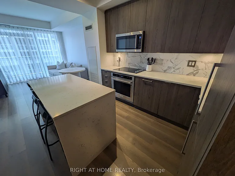 38 Iannuzzi St #628 — Photo 3
