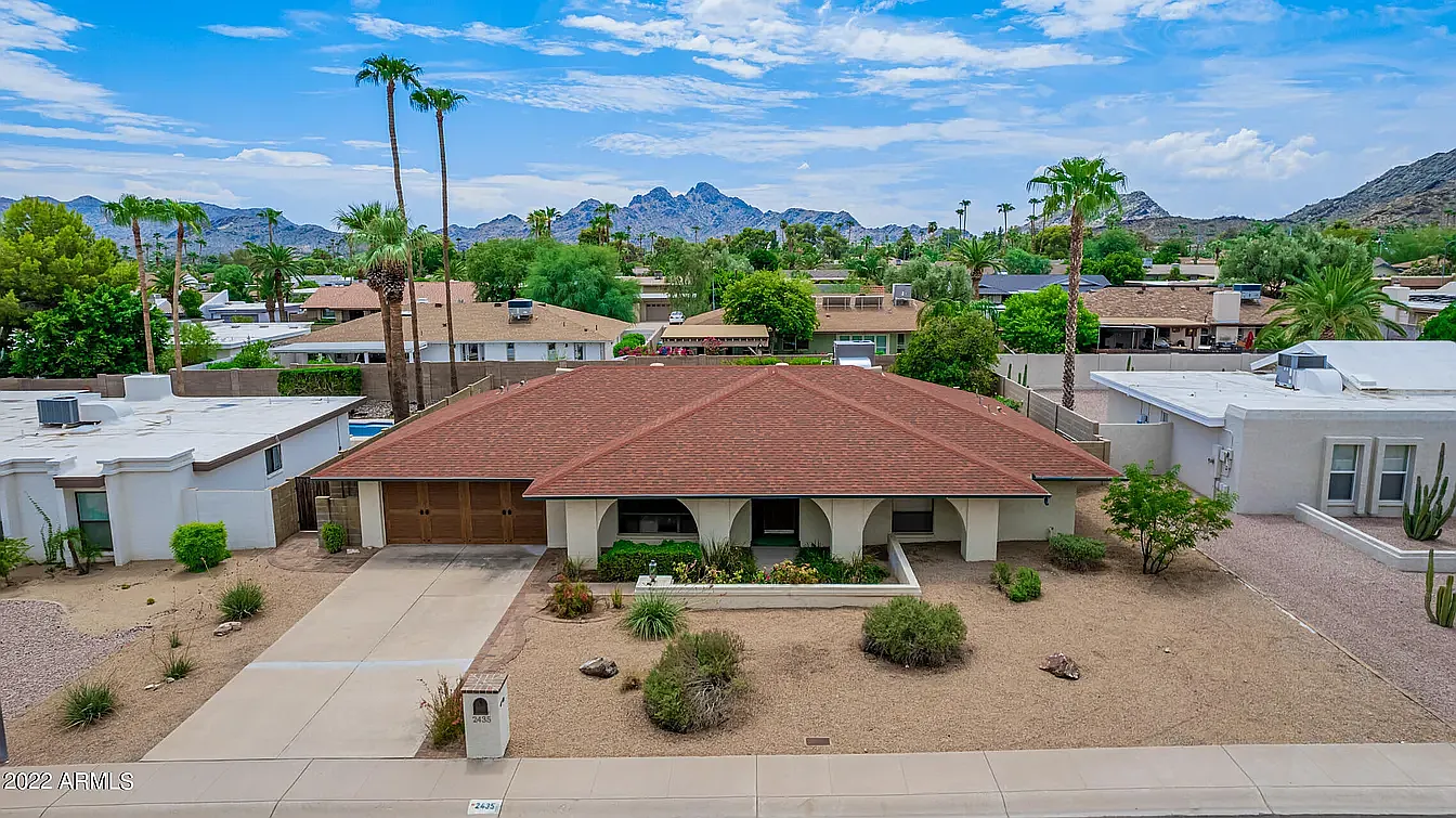 3 bed, 2.5 bath, 2192 sqft, $3,602 — Photo 1