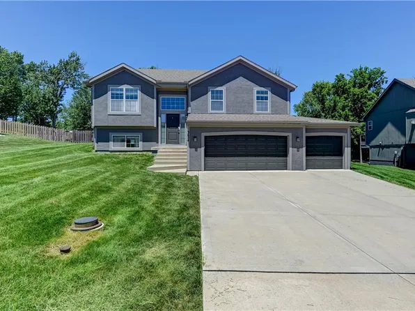 3624 NE 85th St, Kansas City, MO 64156