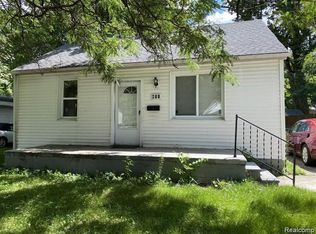431 W Madge Ave, Hazel Park, MI