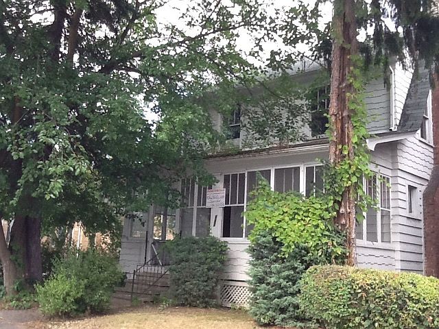 1st image of 182 Fullerton Ave