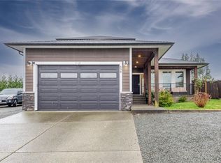 698 Eagle View Pl, Campbell River, BC V9W 0B2