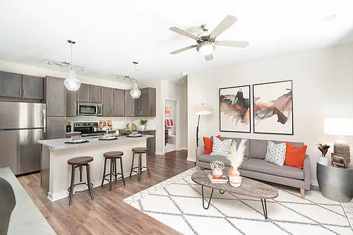 Vintage Hunters Crossing Apartments Photo 1