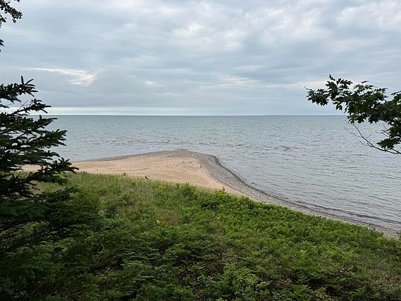 2nd image of 13406 W Lakeshore Dr