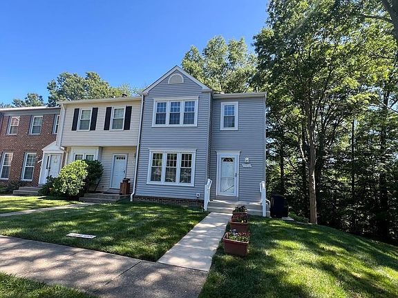 4th image of 7913 Pebble Brook Ct