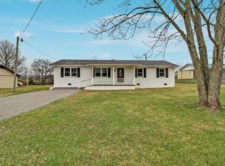 3072 Genesis Rd, Crossville, TN 38571