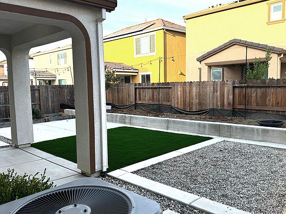 2nd image of 10533 Etude Way