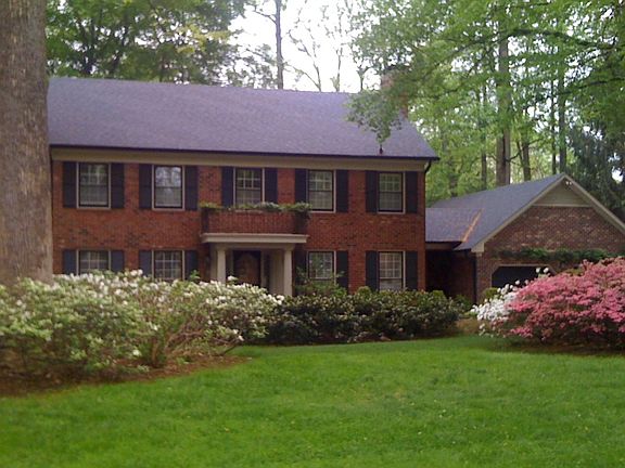 2nd image of 3007 Redford Dr