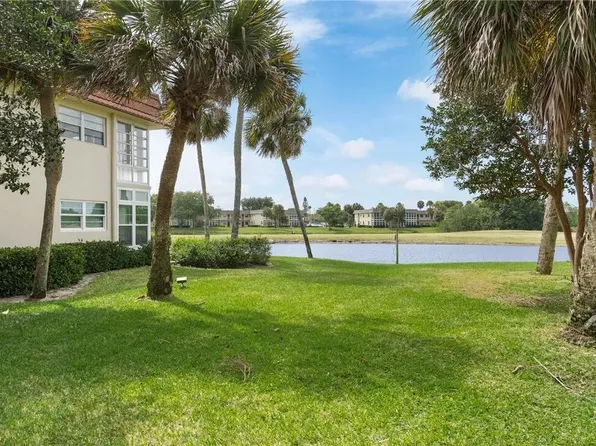 31 Vista Gardens Trail #105, Vero Beach, FL 32962