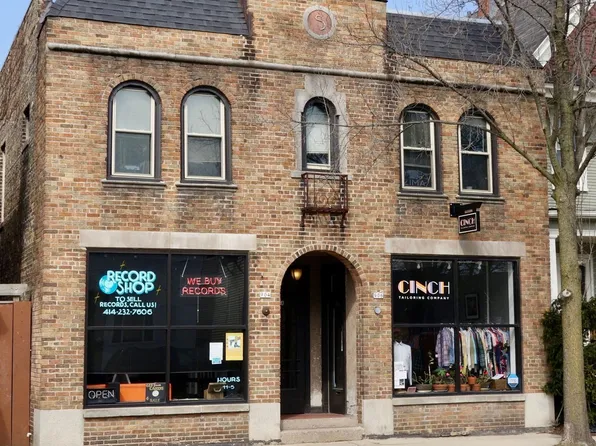 904 E Center St, 904 E Center St #904A-2, Milwaukee, WI 53212