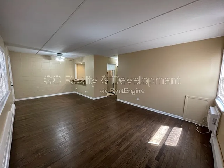 255 Uteg St #4 — Photo 2