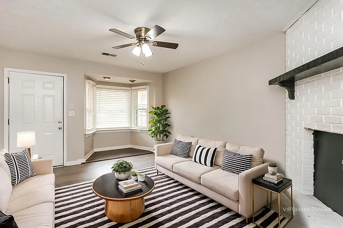 3 bed, 3.0 bath, 1253 sqft, $1,845 — Photo 4