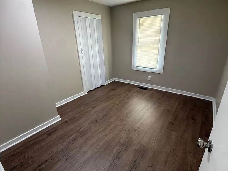 714 Golfview Dr — Photo 5