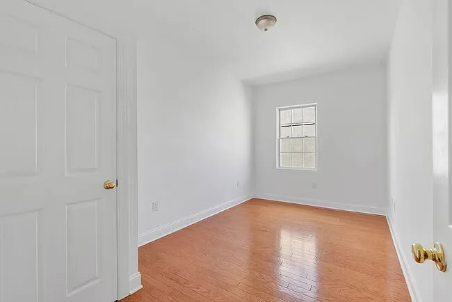 621 N 33rd St #2 — Photo 7