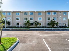 2575 SW 64th Ave, Hollywood, FL