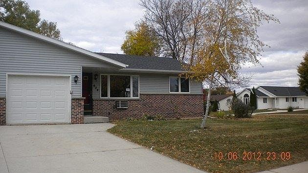1st image of 924 Krumrey St