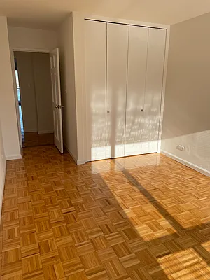 Rented by Solow Realty | media 30