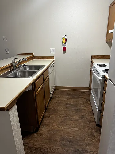 Green Tree Apartments Photo 1 Green Tree Apartments Photo 1