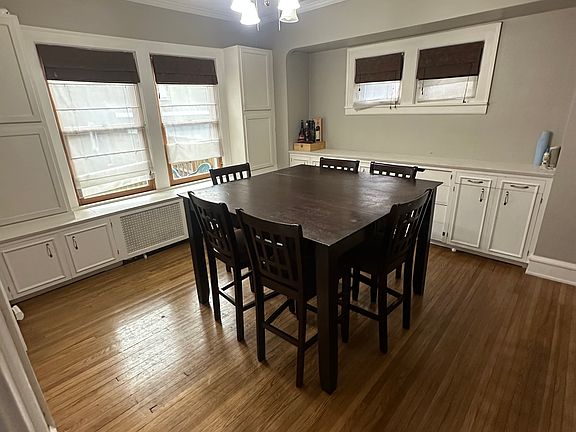 2nd image of 2098 Carabel Ave