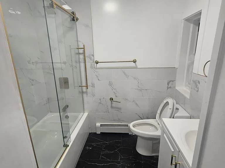 25 Cedar St #2 — Photo 2