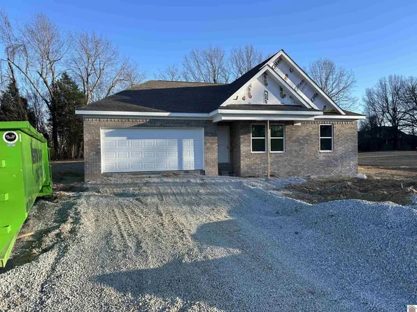 230 Matthew Dr, Paducah, KY 42001