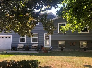 17620 Furrows Ln, Goshen, IN 46526