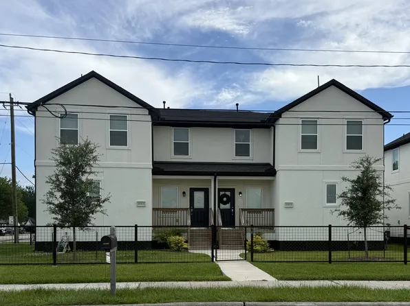 4602 W Orange St #A, Pearland, TX 77581