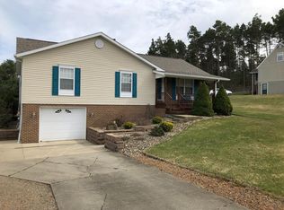 43 Pinewood Cir, Strattanville, PA 16258