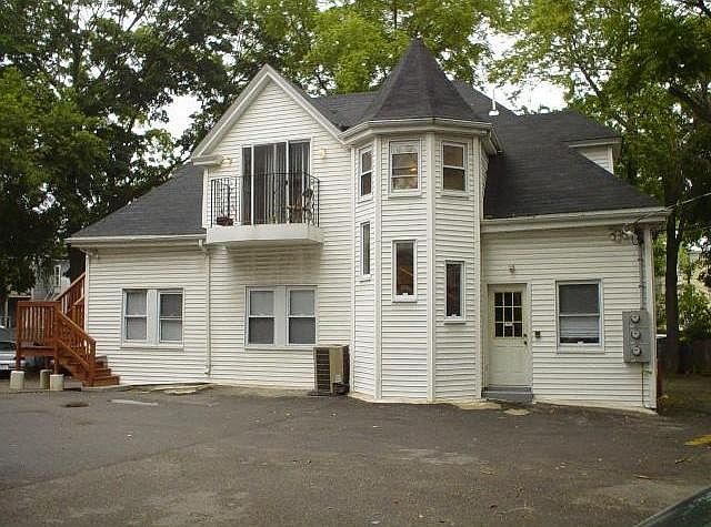 2nd image of 14 Gardner St APT 4