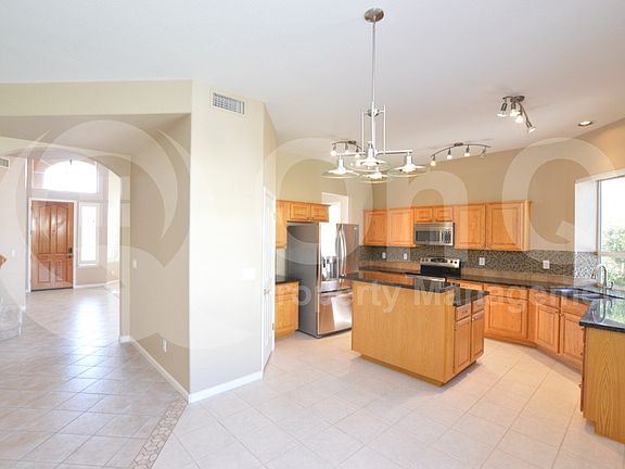 4th image of 5450 E Anderson Dr