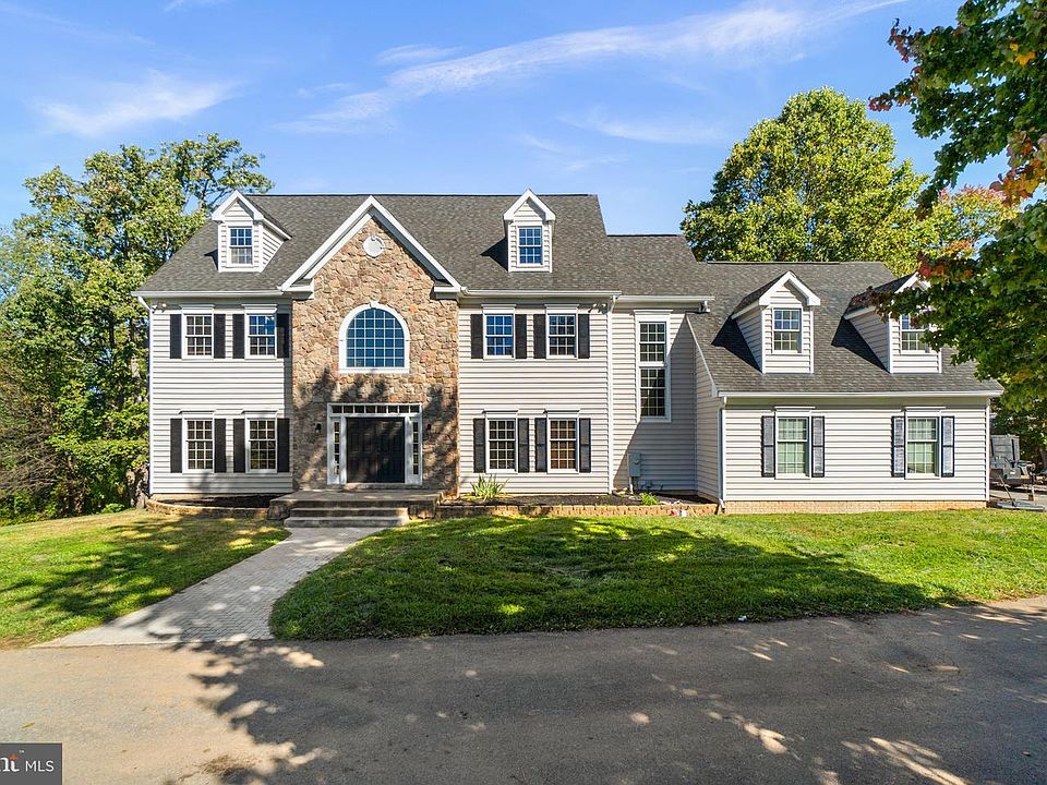 1st image of 5859 W Falls Rd